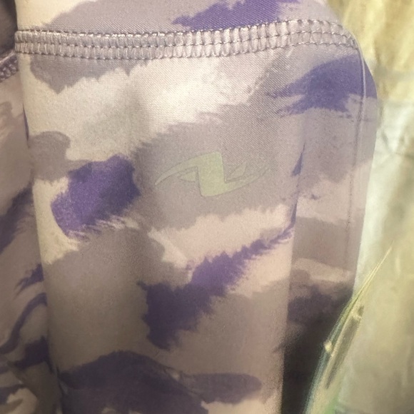 🌞 3 for $15
ATHLETIC WORK/ DRY MORE/ girls XL 14 - 16 - Picture 6 of 9